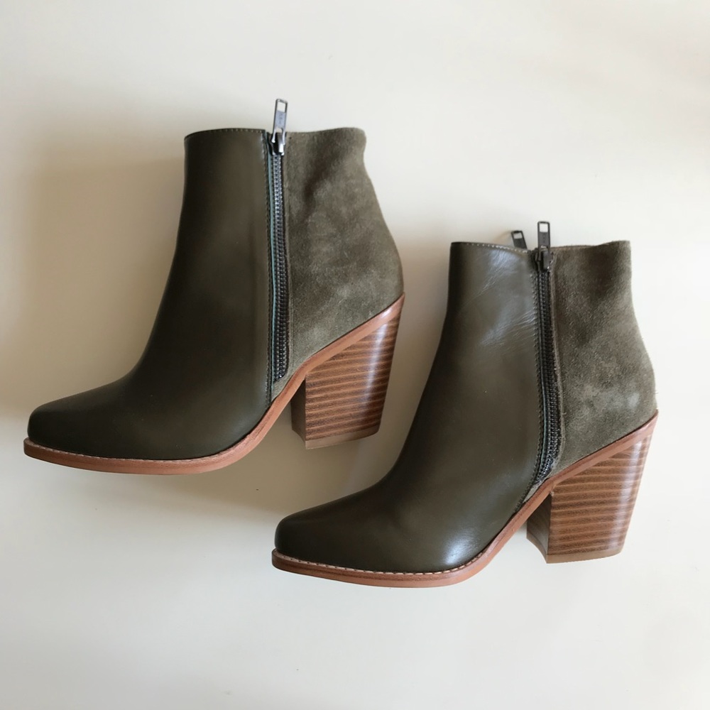 Solsana leather and suede ankle boots never worn!